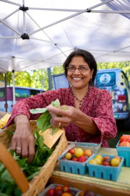 lini-at-vermont-farmers-market-indian-cuisine