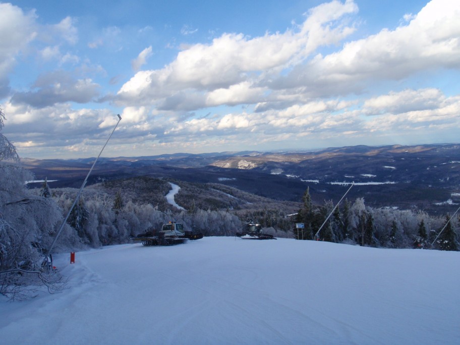 snowcat excursions at Okemo Mountain